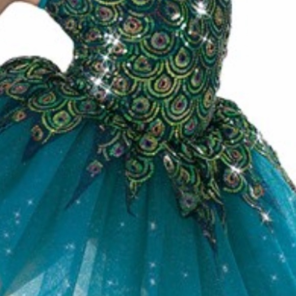 The Lark - Picture 1 of 6